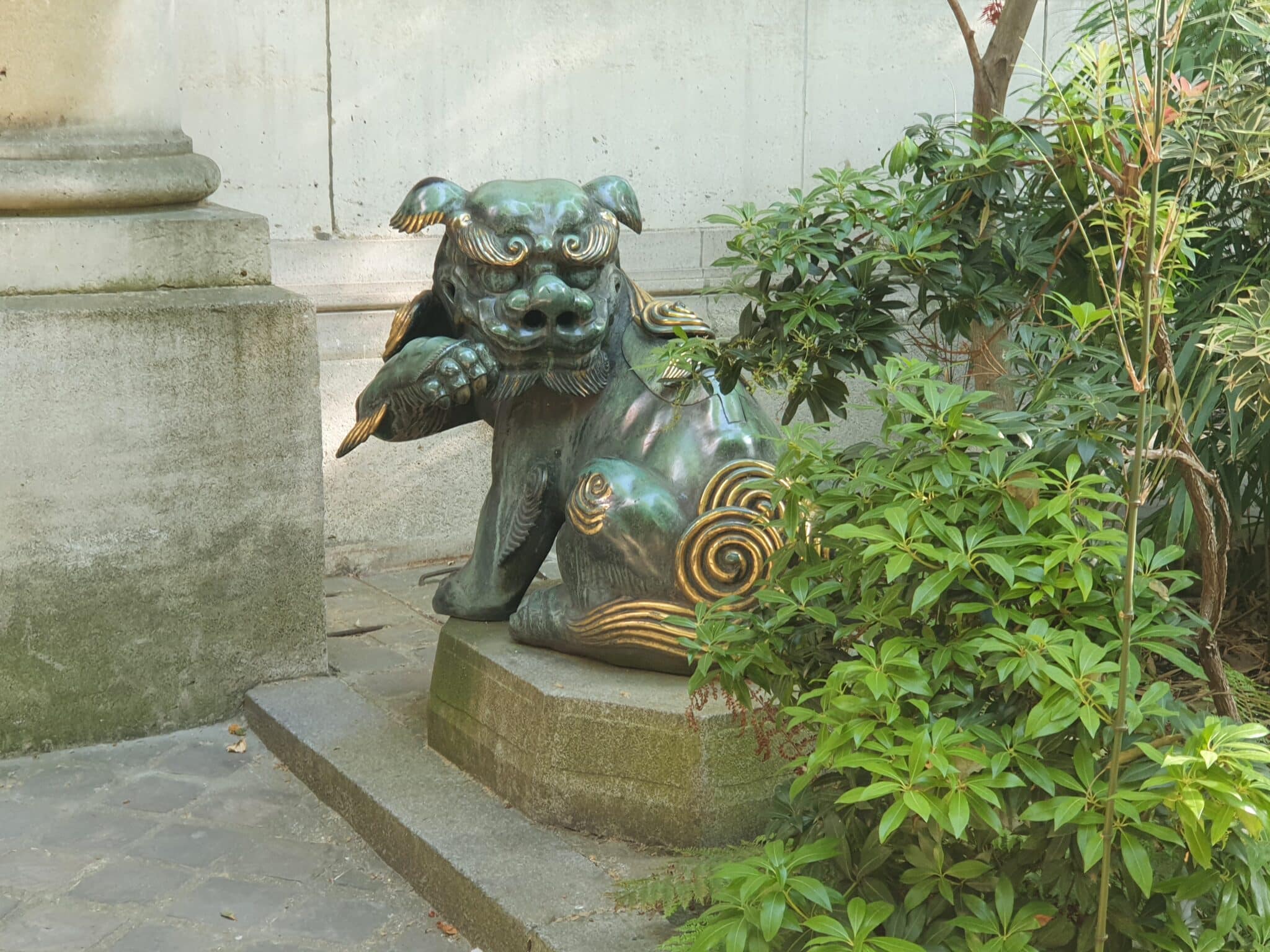 Statue shishi, Musée Cernuschi, Paris