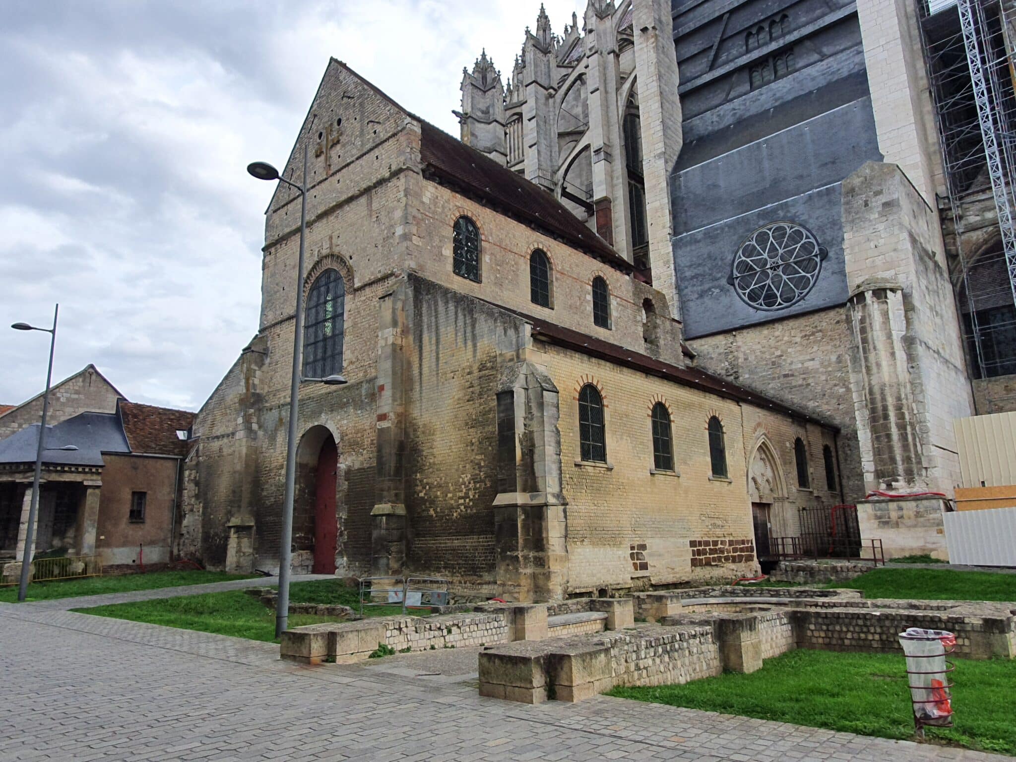 Eglise Notre-Dame-de-la-Basse-Oeuvre, Beauvais