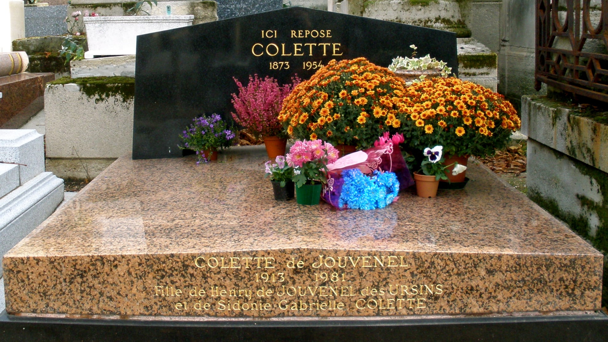 Tombe de Colette, Cimetière du Père Lachaise, Paris