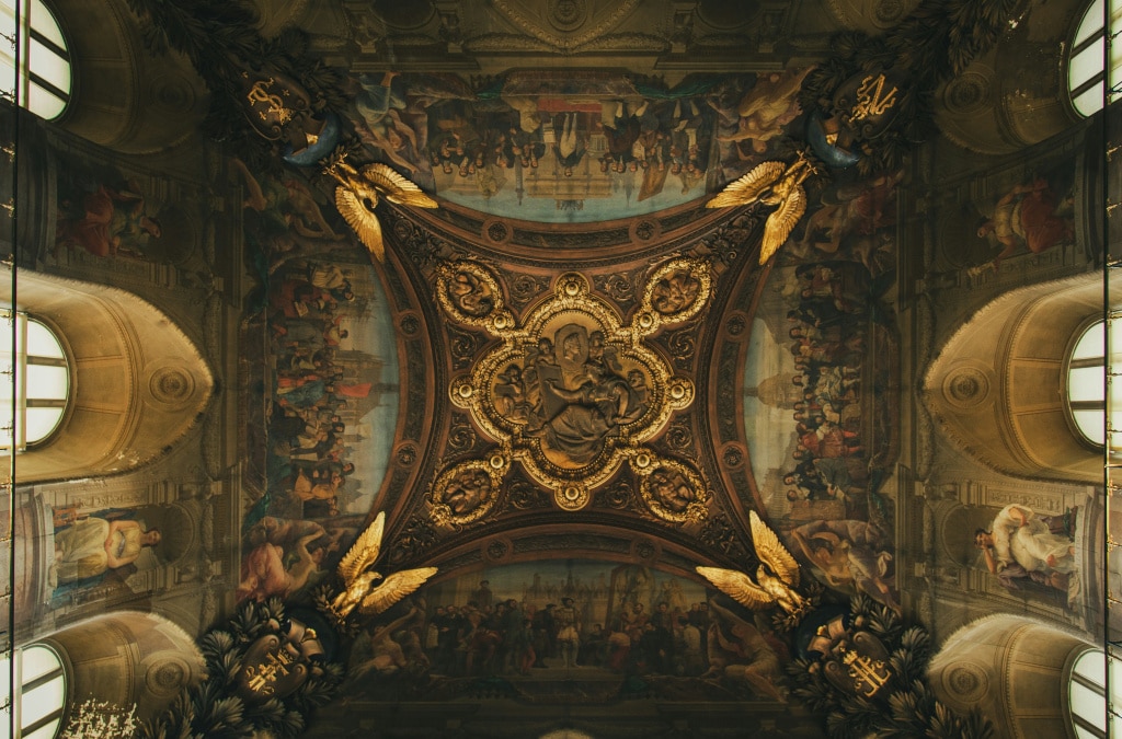 Intérieur-visite-musée-du-louvre