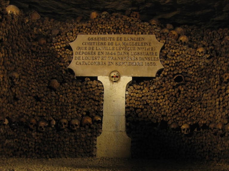 plaques-cataacombes