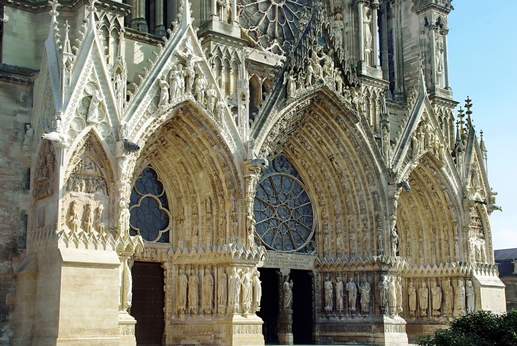 visite-guidee-de-la-cathédrale-notre-dame-de-reims