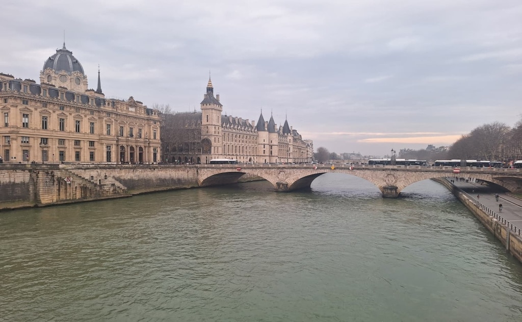 visite-guidee-en-ligne-paris-cinema